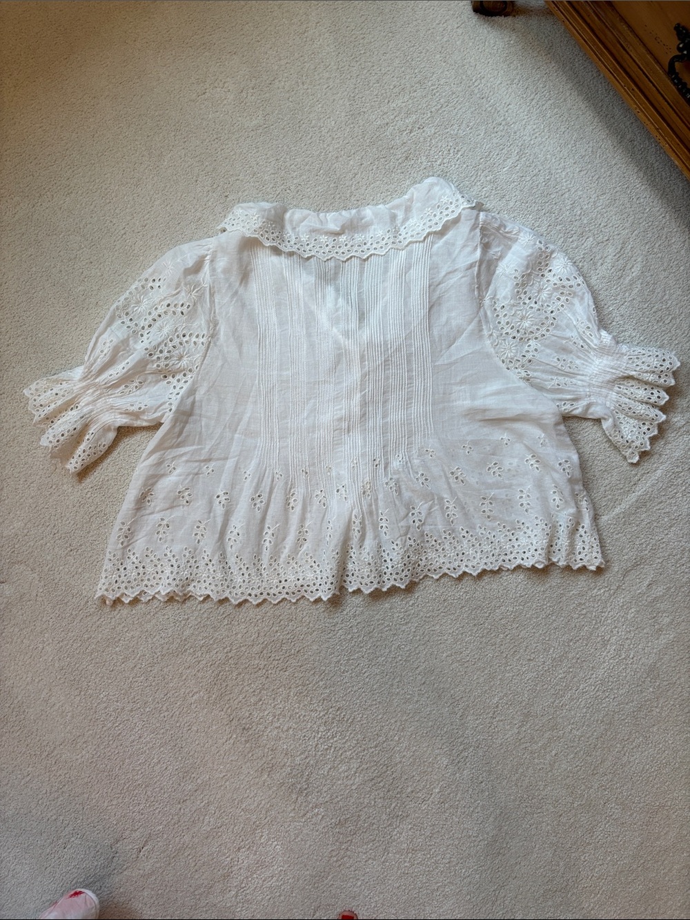 Doen Henri Eyelet Blouse - Picture 4 of 17